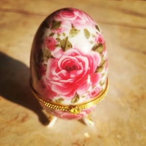 Vintage Porcelain Egg Box Jewelry Storage Flower